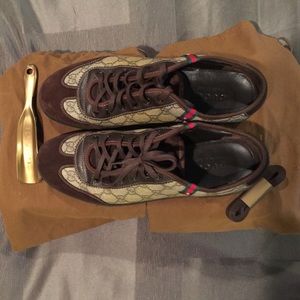 Men's Gucci Shoes (AUTHENTIC)