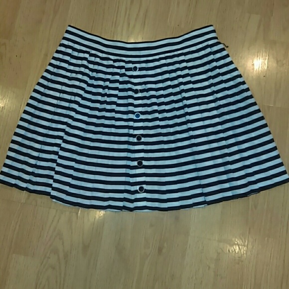 Stripped skirt