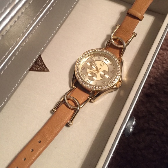 Light brown diamond watch