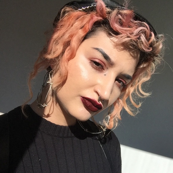 Meet your Posher, Alex - Picture 6 of 6