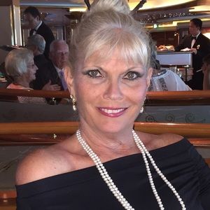 Meet your Posher, Joy