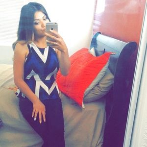 Meet your Posher, Maria