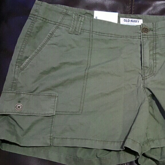 Old Navy cargo shorts