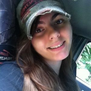 Meet your Posher, Ashley