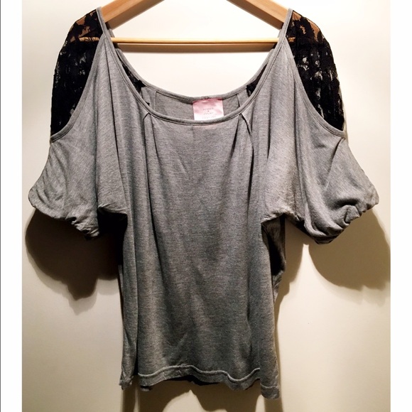 Romeo & Juliet Couture: Shirt