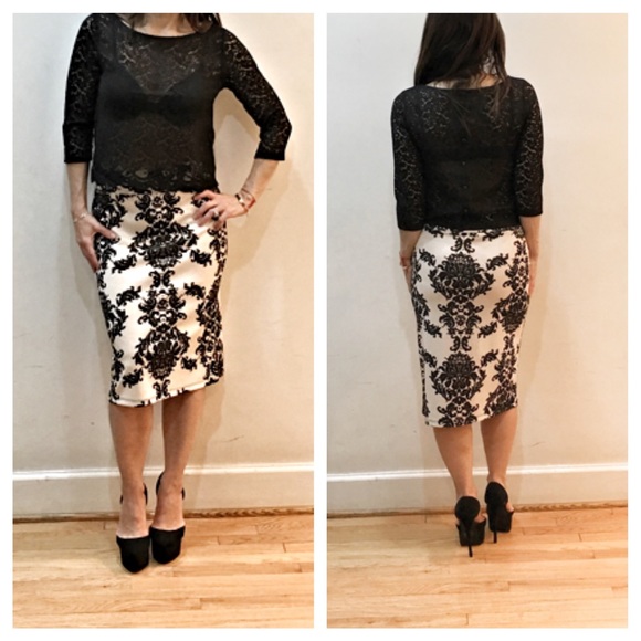 Black lace top sale - Picture 3 of 4