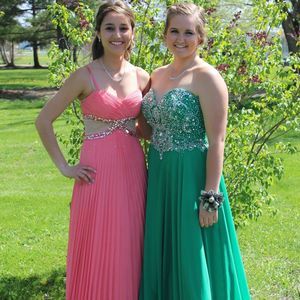 Meet your Posher, Lizzy