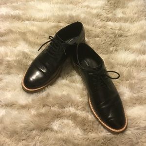 Black classic faux leather oxfords