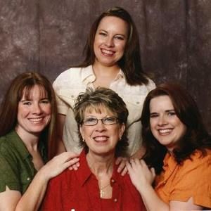 Meet your Posher, Cassandra