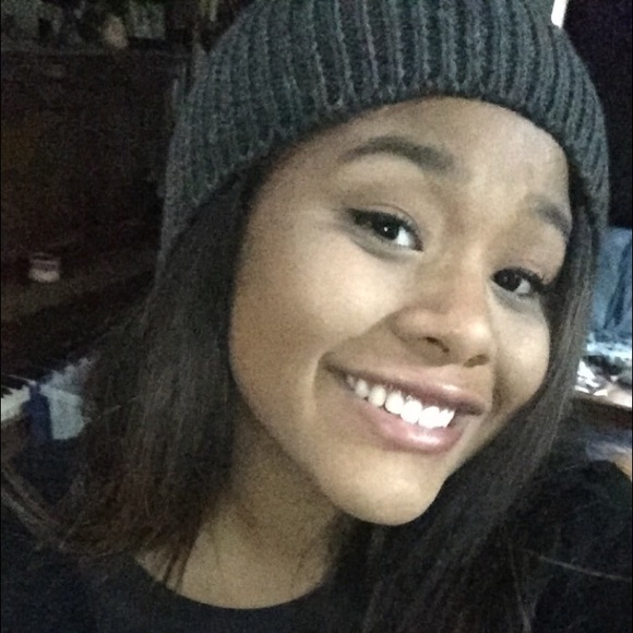 Meet your Posher, Kiana