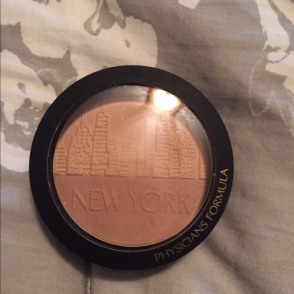 Bronzer