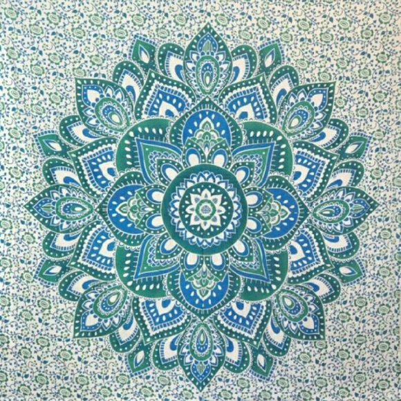 NEW LOTUS FLOWER PAISLEY TAPESTRY