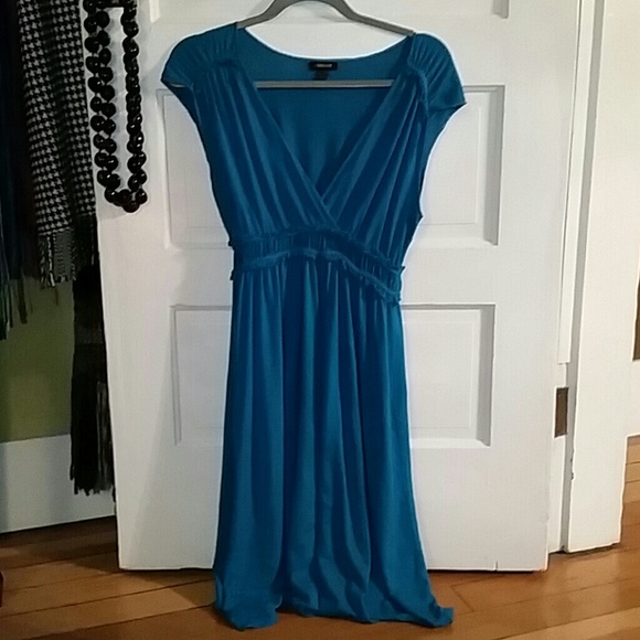 Comfortable Summer Dress - Picture 2 of 4