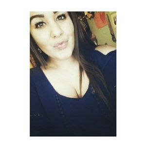 Meet your Posher, Alyssa