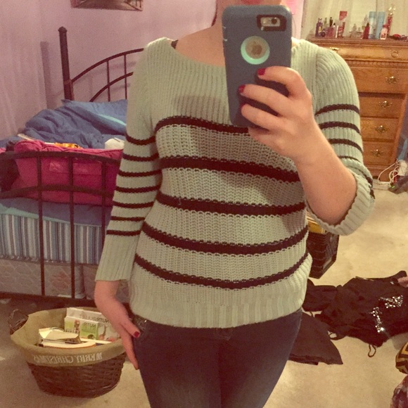 Sweater top - Picture 1 of 2