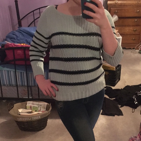 Sweater top - Picture 2 of 2