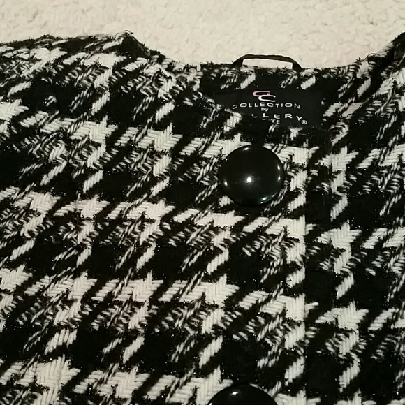 Elegant black and white checkered winter coat - Picture 2 of 3