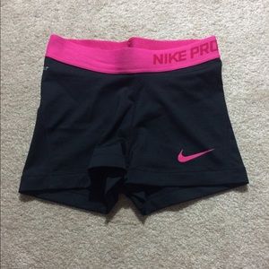 Black&Hot Pink Nike Pro Shorts!