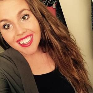 Meet your Posher, Caitlin