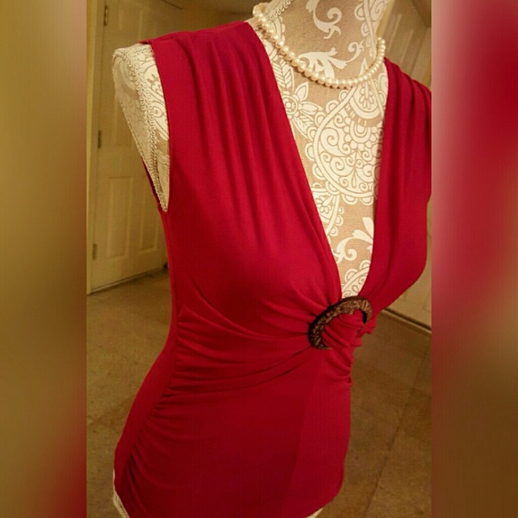 Beautiful Red top as new - Picture 2 of 4