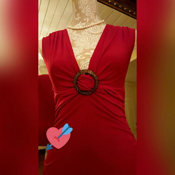 Beautiful Red top as new - Picture 3 of 4