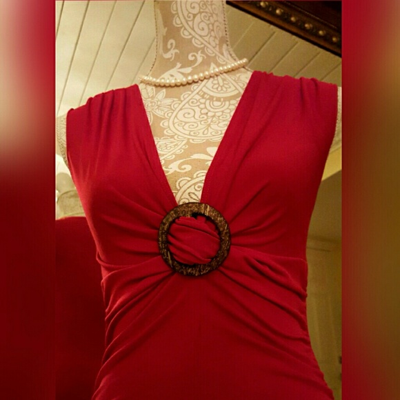 Beautiful Red top as new - Picture 4 of 4