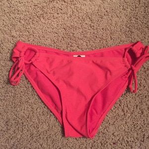 Roxy coral bikini bottoms!