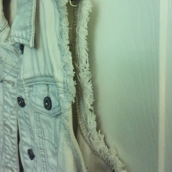 Jean vest - Picture 2 of 2