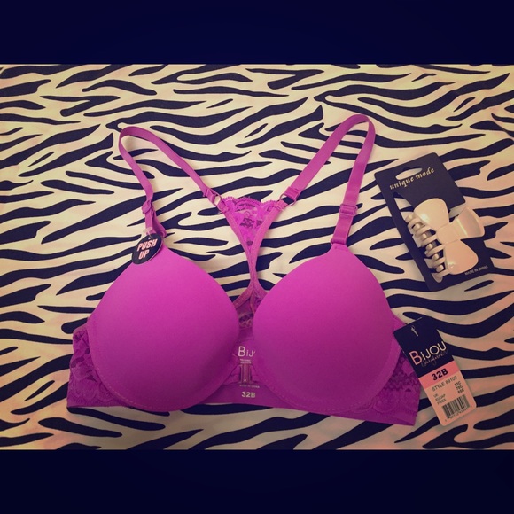 Women's bra with sexy t strip lace back design 32B
