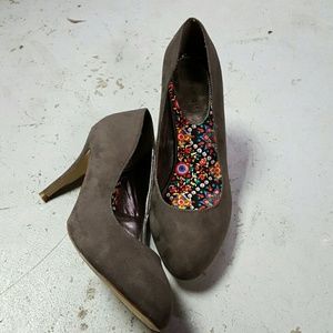 Grey suede Madden Girl pumps