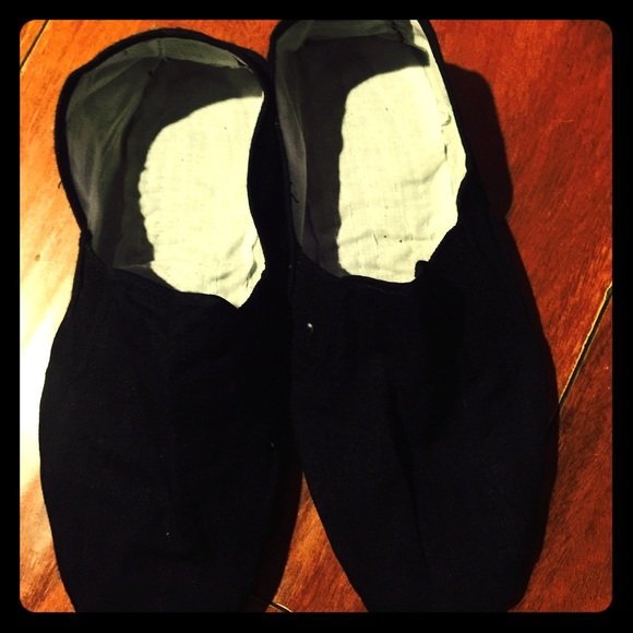 Chinese toms lookalikes