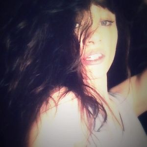 Meet your Posher, Darbi