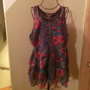 Beautiful Floral top🌸🌺