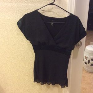 Black H&M v-neck lined blouse