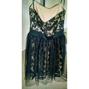 Finn & Clover Dresses - Finn & Clover floral lace strapless corset dress M Finn & Clover Dresses - Finn & Clover floral lace strapless corset dress M