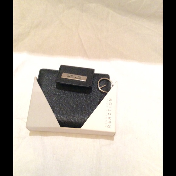 Kenneth Cole Reaction Black Wallet