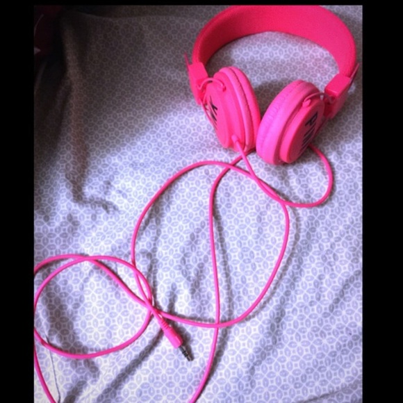 Victoria's Secret headphones