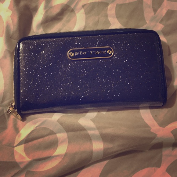 AMAZING Betsey Johnson Wallet