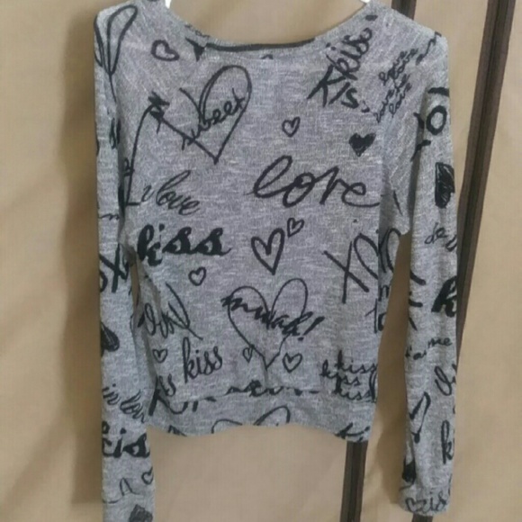 SMALL xoxo sweater