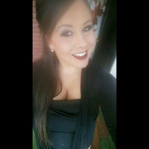 Meet your Posher, Renee