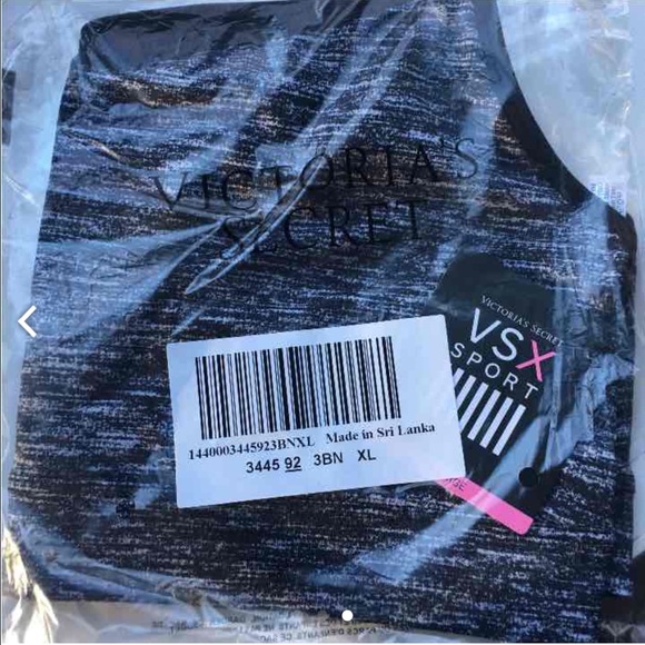 NEW Victoria's Secret "The Player" Sports Bra - Picture 3 of 3