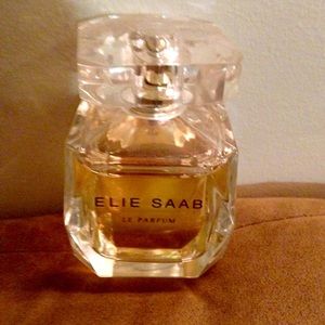 Elie Saab Le Parfum - perfume spray