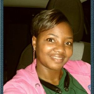 Meet your Posher, Stacy