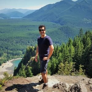 Meet your Posher, Amir