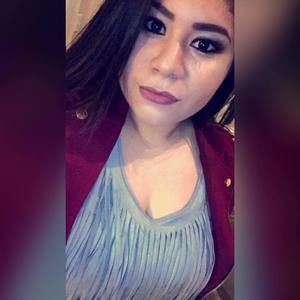 Meet your Posher, Daniela