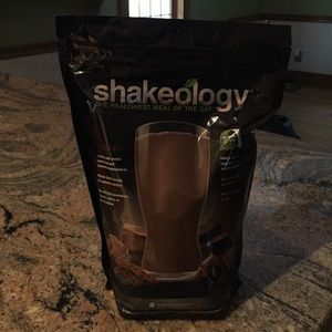 Chocolate Shakeology- Brand New!