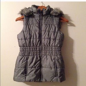 New York and company xs vest.