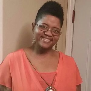 Meet your Posher, Dee dee