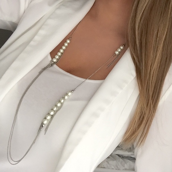 Express Jewelry - Express pearl fringe necklace