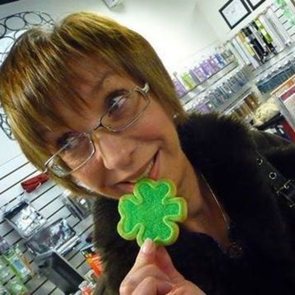 Meet your Posher, Ann